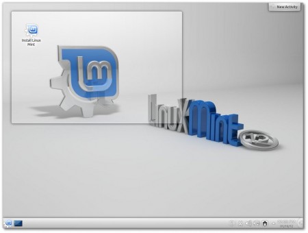 Linux Mint 12 with KDE 4.7