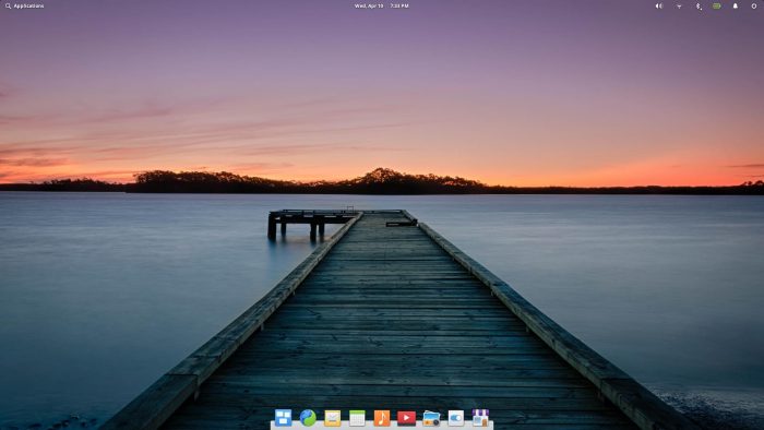 Elementary OS - Desktop Screenshot